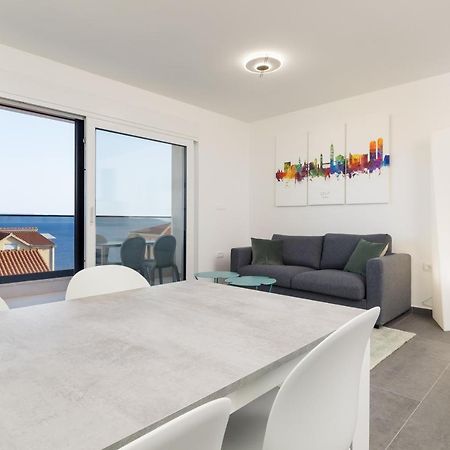 Luxury Apartment- Balcony- Private Rooftop And Jacuzzi- Common Pool Trogir Zewnętrze zdjęcie