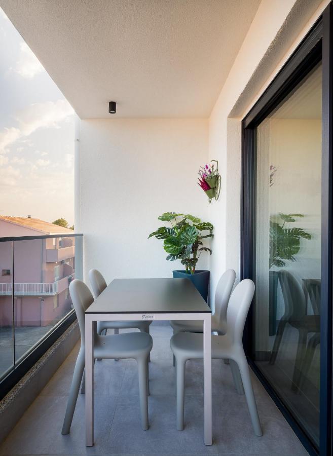 Luxury Apartment- Balcony- Private Rooftop And Jacuzzi- Common Pool Trogir Zewnętrze zdjęcie