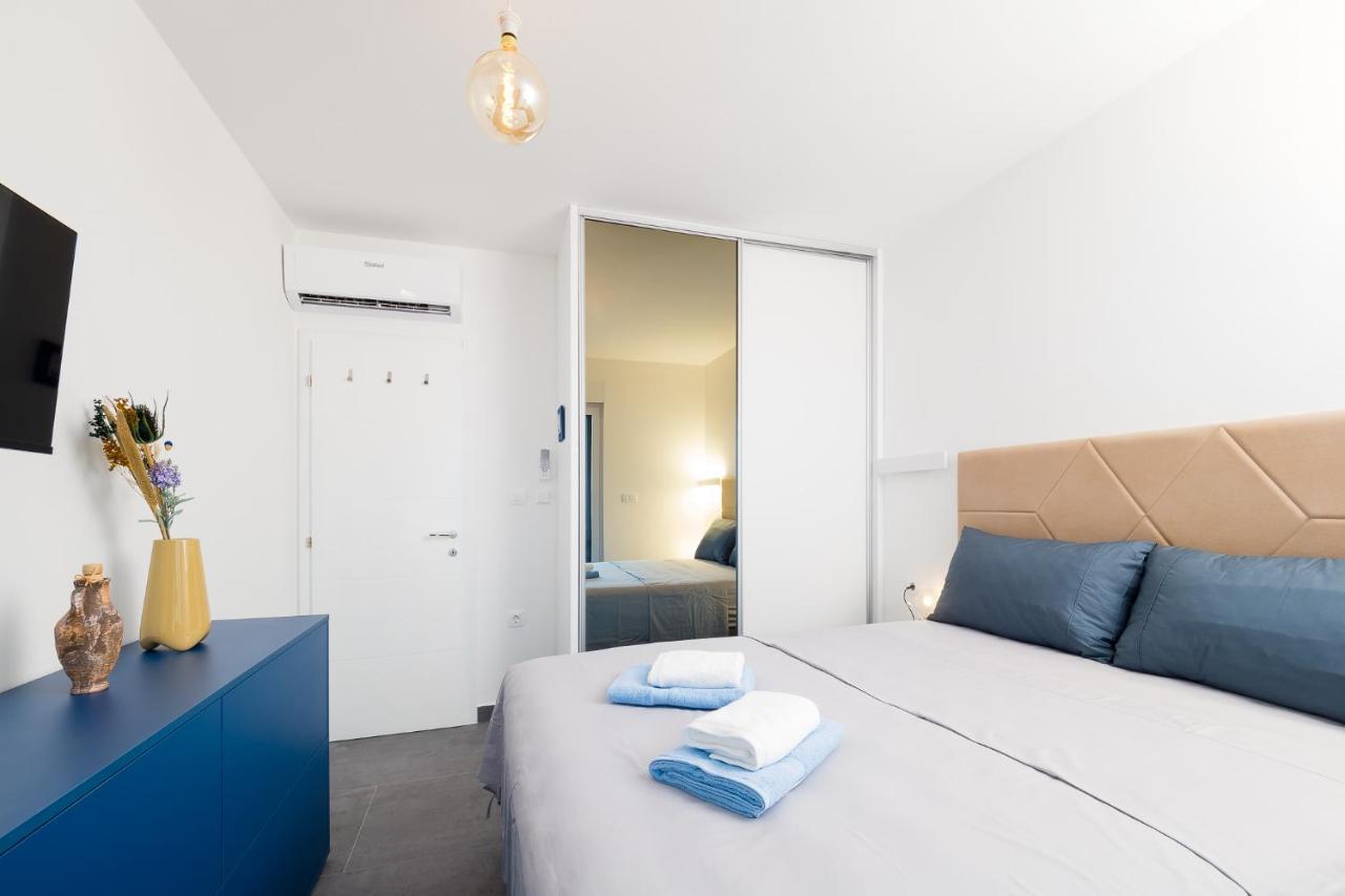 Luxury Apartment- Balcony- Private Rooftop And Jacuzzi- Common Pool Trogir Zewnętrze zdjęcie